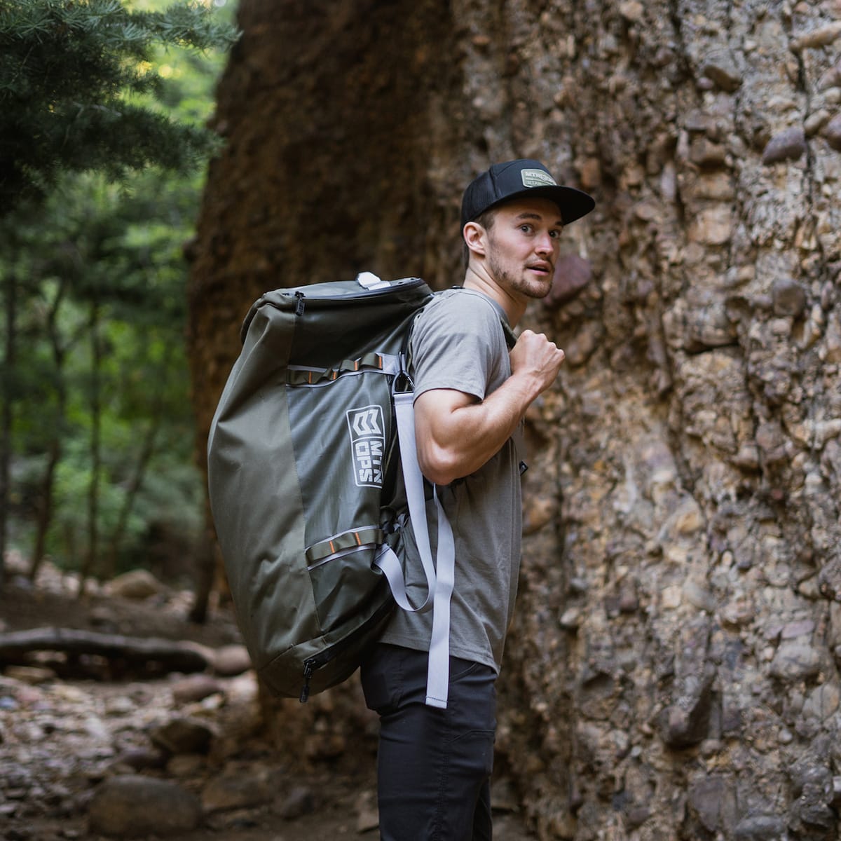 LONG HAUL DUFFEL 11 LONG HAUL DUFFEL