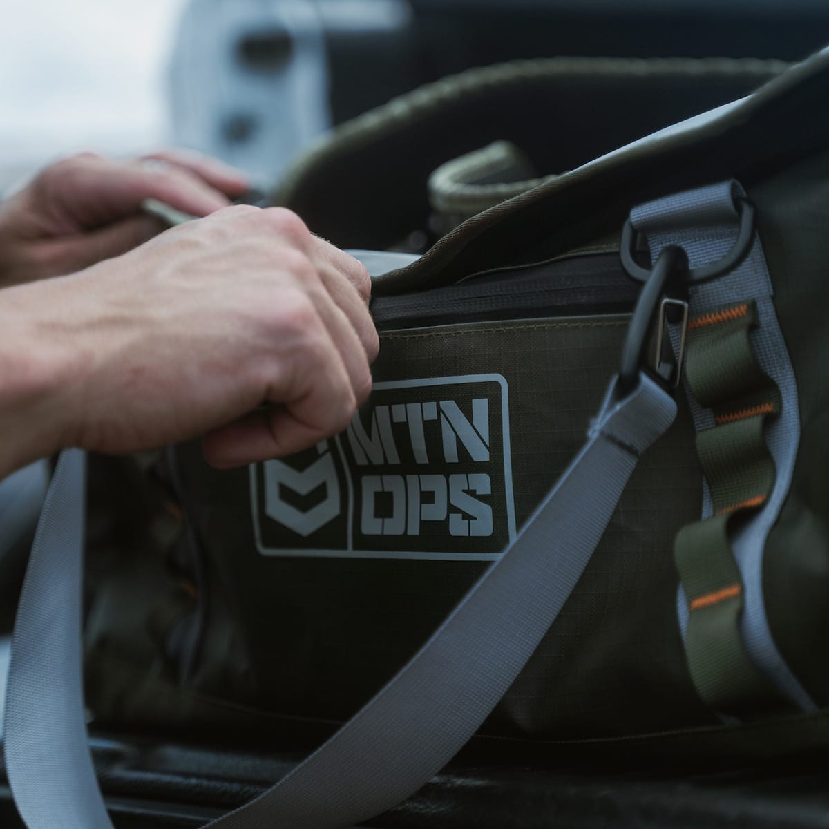 LONG HAUL DUFFEL 9 LONG HAUL DUFFEL