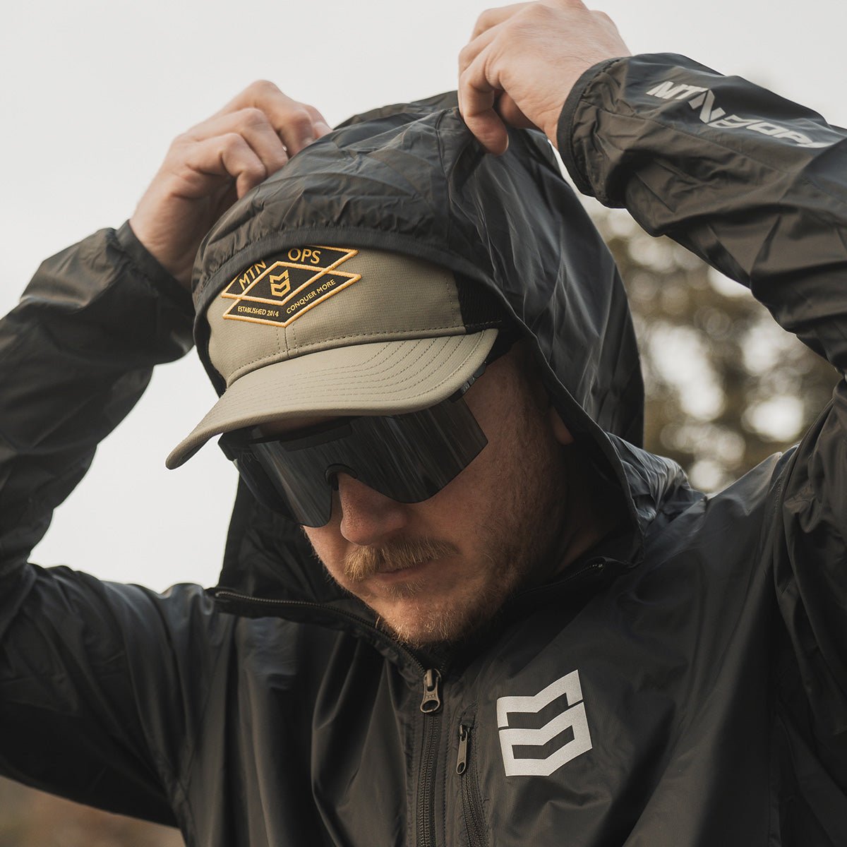 RIDGE WINDBREAKER 10 RIDGE WINDBREAKER